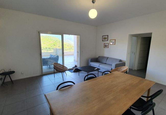 Appartement à Saint-Florent - Appartement T3 Proche Saint Florent