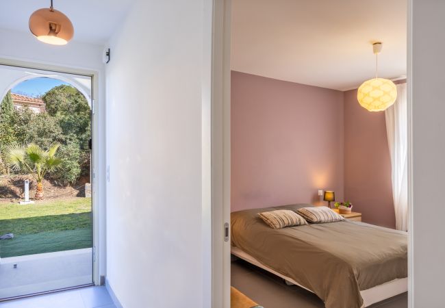 Appartement à Saint-Florent - T4 St Florent vue mer - Fromontica