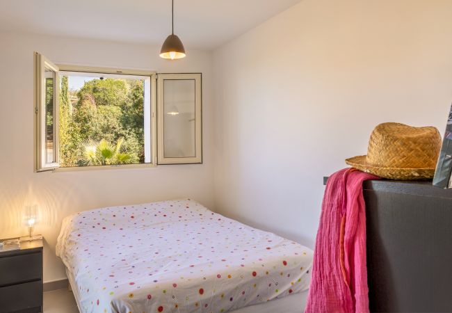 Appartement à Saint-Florent - T4 St Florent vue mer - Fromontica